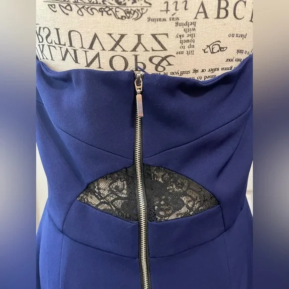 Express Sleeveless Cocktail Dress with Pockets! - Picture 6 of 8